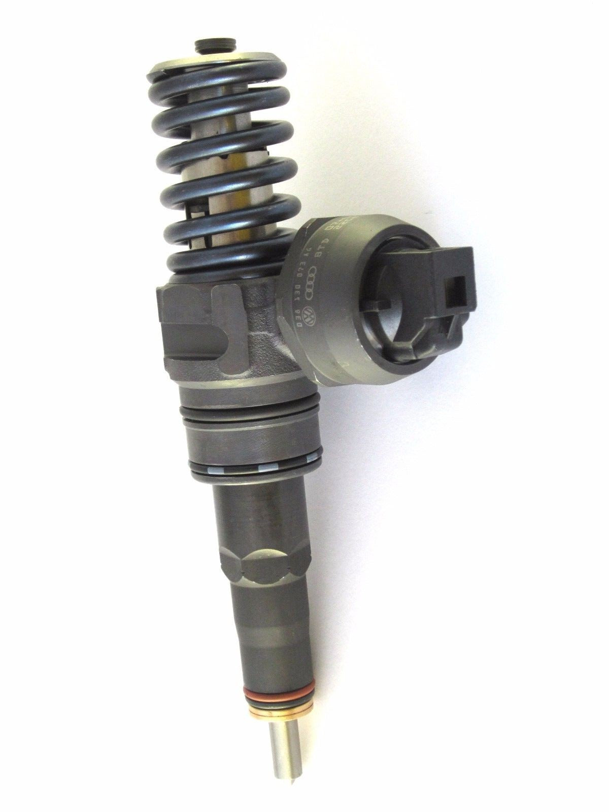 0414720208 pumppusuutin Skoda Audi A3 Seat Leon VW Jetta 1.9 TDI 0986441559